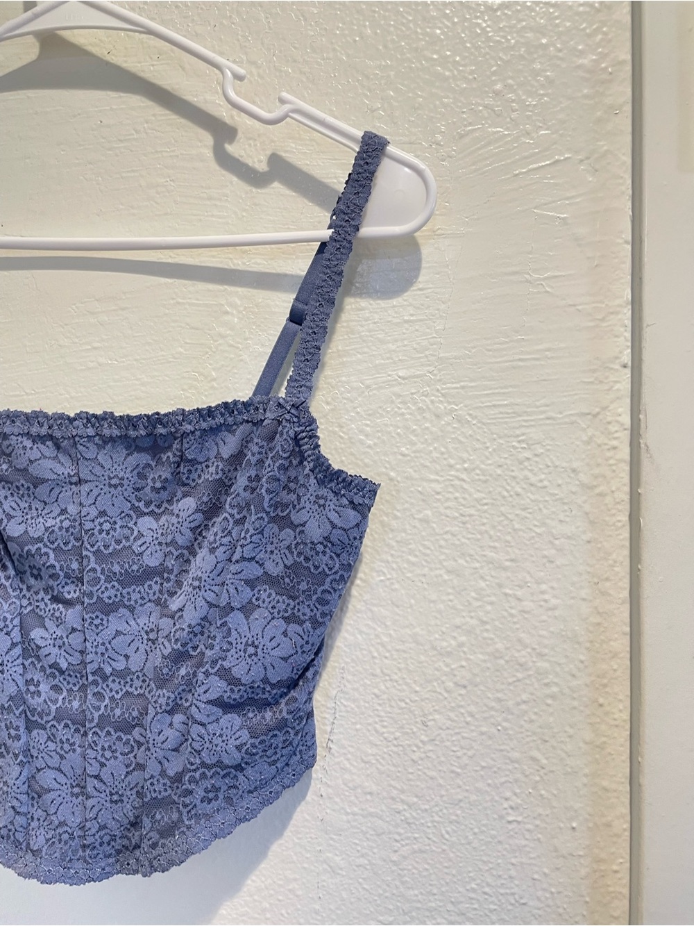✨ PINK Victoria’s Secret Periwinkle Lace Micro Corset Top - S - Picture 3 of 5